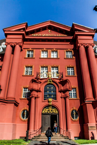 Uni Freiburg, Kollegiengebäude I (KGI)     